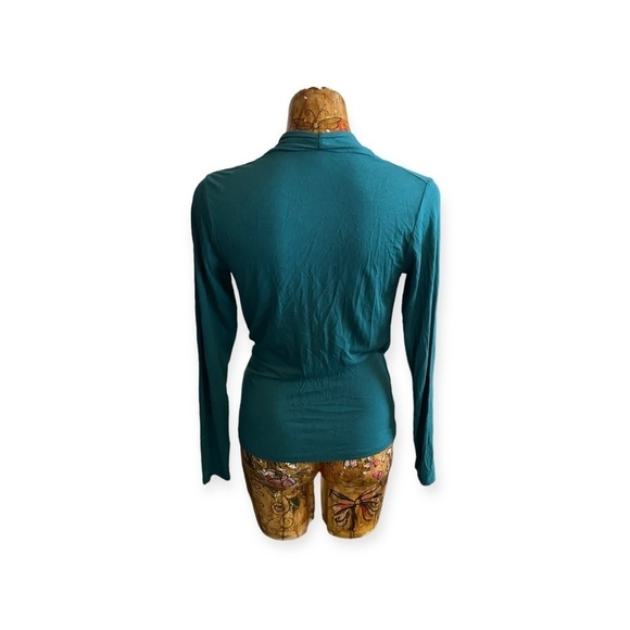 Pure Collection top vneck green size 6 small - Picture 4 of 7